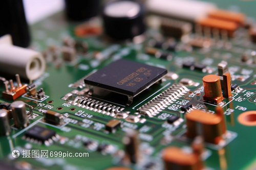 集成電路設計與電路板電子元件的協同發展